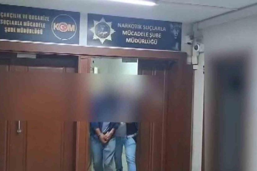 Sakarya’da anne-oğul uyuşturucu ticaretinden tutuklandı