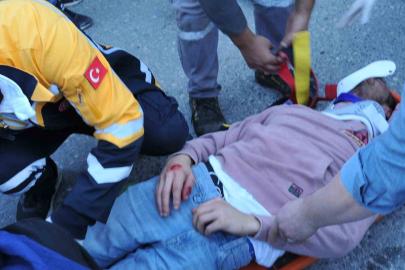 Sakarya’da pikap ile motosiklet çarpıştı: 1 yaralı