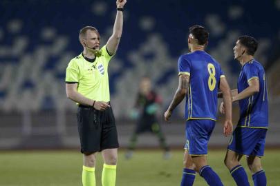 Samsunspor - Dinamo Kiev maçını Ivar Orri Kristjansson yönetecek