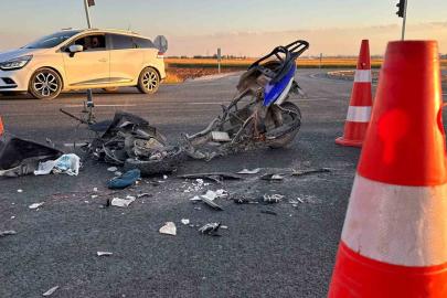 Şanlıurfa’da kamyon ile elektrikli bisiklet çarpıştı: 2 yaralı