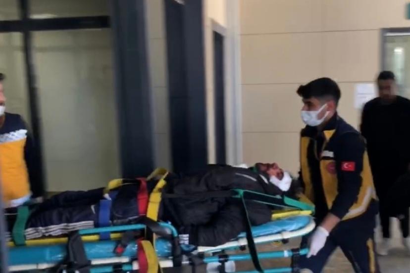 Şanlıurfa’da yol kenarında silahla vurulmuş 2 kişi bulundu