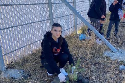 Sarıkamış’ta öğrenciler fidan dikti