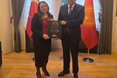 SATKOF Başkanı Bay’dan Sultan Raev’e ziyaret