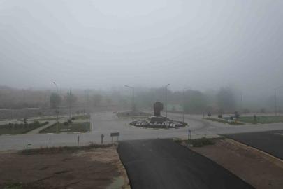 Sındırgı sis altında kayboldu