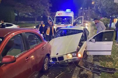 Sivas’ta 5 araç birbirine girdi: 1 kişi yaralandı