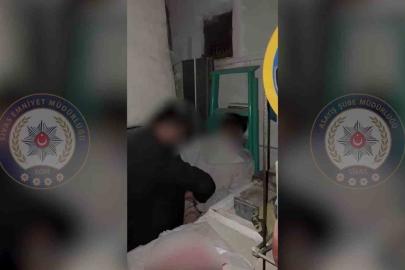 Sivas’ta aranan şahıs gizli bölmede yakalandı