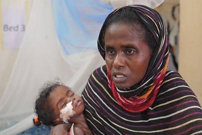 Sudan'daki savaş bir anneyi imkansız bir seçimle baş başa bıraktı