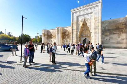 Sultanhanı Kervansarayı yerli ve yabancı turistlerin ilgi odağı