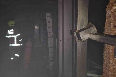 Susurluk’ta fabrika yangını: Ekipler kısa sürede müdahale etti