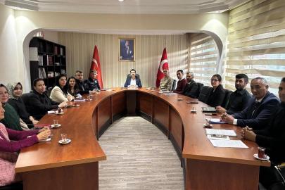 Susuz’da Kaymakam Tutal, kurum amirleriyle toplantı yaptı