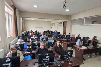 Tavşanlı’da "10 Parmak Klavye Kursu"na yoğun ilgi