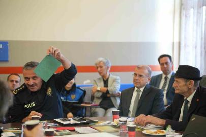Tekirdağ Emniyeti’nden Aydoğdu’da huzur toplantısı