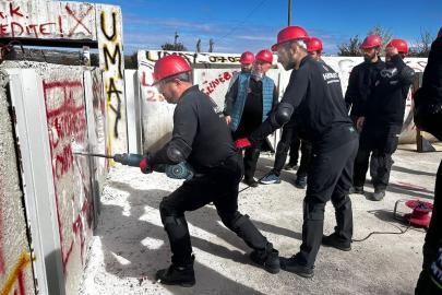 Tekirdağ’da AFAD ekiplerinden kentsel arama kurtarma eğitimi