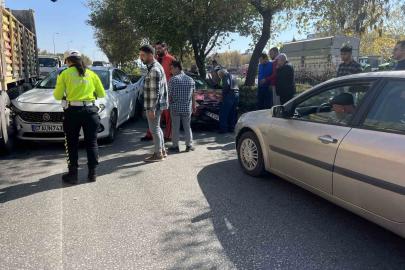 Ters yolda gidip zincirleme kazaya neden olan sürücüden pes dedirten savunma