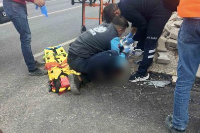 Tır ile motosiklet çarpıştı: 1 ölü