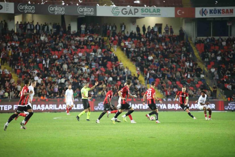 Trendyol Süper Lig: Gaziantep FK: 3 - Antalyaspor: 2 (Maç sonucu)