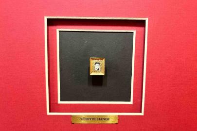 ‘Türkiye Yüzyılı Kadınları’ sergisi sanatseverlere kapılarını açtı