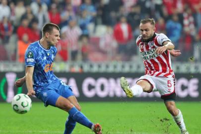 UEFA Konferans Ligi: Samsunspor: 3 - Dinamo Kiev: 0 (Maç sonucu)