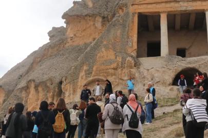 Üniversite öğrencileri ile doğa yürüşüyü düzenlendi