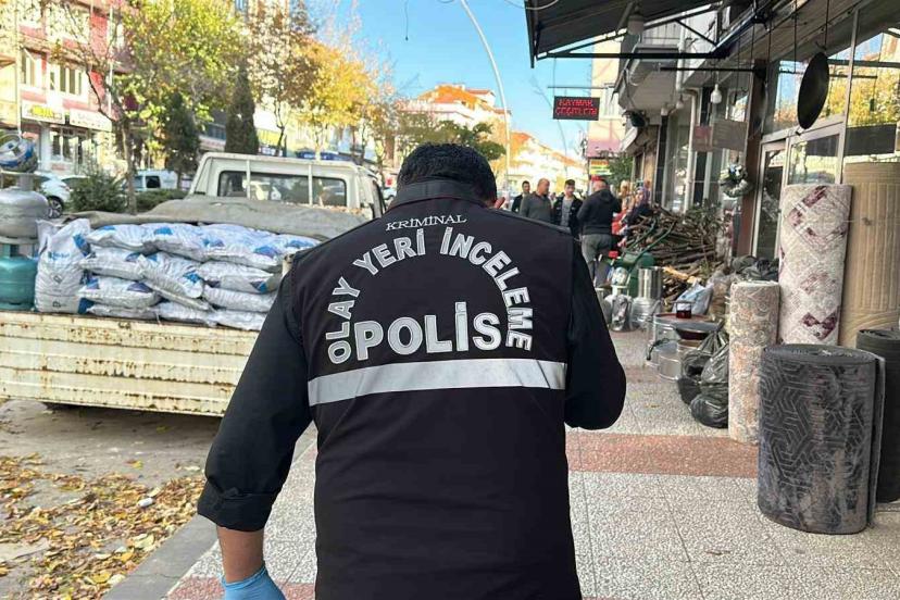 Uşak’ta bıçaklı kavga: 1 ağır yaralı