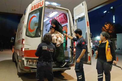 Üzerine çaydanlık devrilen çocuk yaralandı