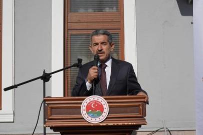 Vali Ekici: "Bir çocuk okula gitmiyorsa, Dicle’de kuzuyu kurda kaptırmışız demektir"