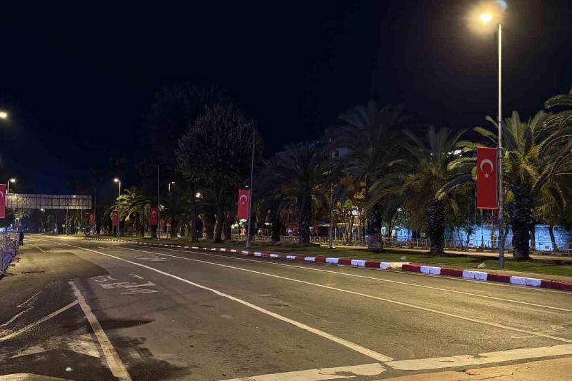 Vatan Caddesi Cumhuriyet Bayramı kutlamaları öncesi trafiğe kapatıldı