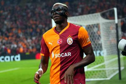 Victor Osimhen, UEFA Şampiyonlar Ligi’ndeki gol sayısını 3’e yükseltti