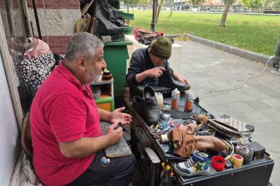 Yazın terlik susturuyor, kışın bot konuşturuyor