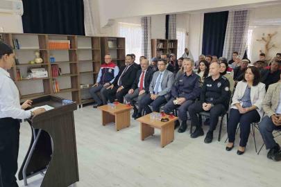 Yenipazar’da "bitkisel üretimde kalite ve gıda güvenliği" toplantısı yapıldı