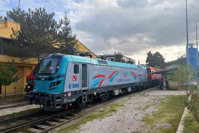 Yerli ürün yerli ve milli lokomotif Tavşanlı raylarında