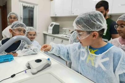 Yeşilay Kars Şubesi’nden çocuklara özel ilgi