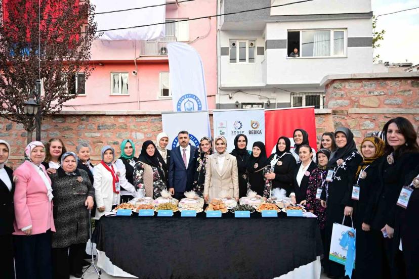 Yıldırım Sanat ve Zanaat Merkezi’ni Bakan Göktaş açtı