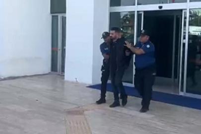 Yol verme kavgasında 1 kişiyi ayağından silahla vuran 2 şüpheli yakalandı