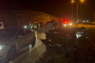 Yozgat’ta aydınlatma direğine çarpan otomobilin sürücüsü hayatını kaybetti
