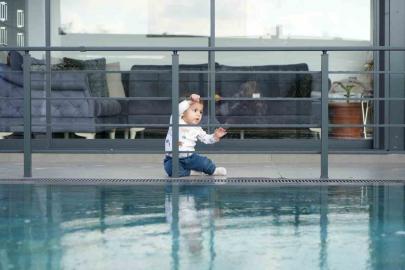 10 aylık bebek 11 dakika suda nefessiz kaldı, 3 kez kalbi durdu