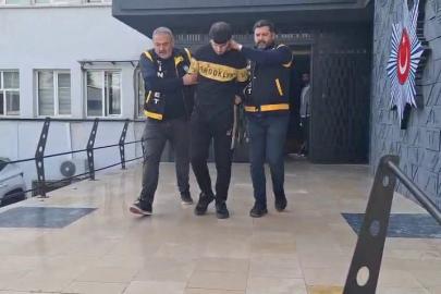 45’ten fazla bıçak darbesiyle eşini öldüren şüpheli adliyeye sevk edildi