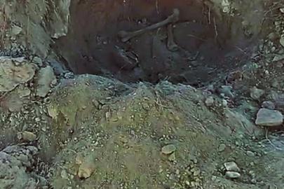 5 toprak küpün içerisinde insana ait kemik parçaları bulundu
