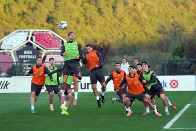 A Milli Futbol Takımı, Bulgaristan maçı hazırlıklarını sürdürdü