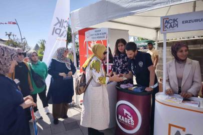 Açık Kapı Şube Müdürlüğü, Kadına Yönelik Şiddetle Mücadele konusunda bilgilendirme faaliyetlerini sürdürüyor