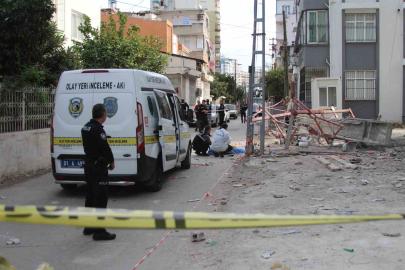 Adana’da demir iskele zemine çakıldı: 1 ölü, 1 yaralı