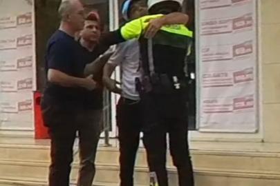 Adana’da polis ve özel birey arasında duygulandıran görüntüler