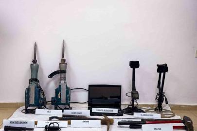 Adıyaman’da kaçak kazı operasyonu: 3 gözaltı