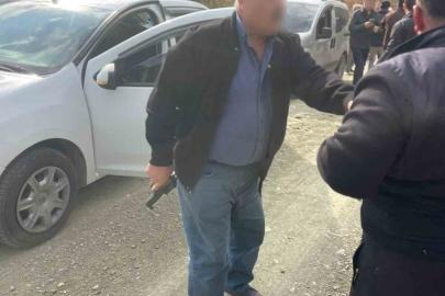 Alanya’da silahlı ve bıçaklı kavga kanlı bitti: 2 yaralı