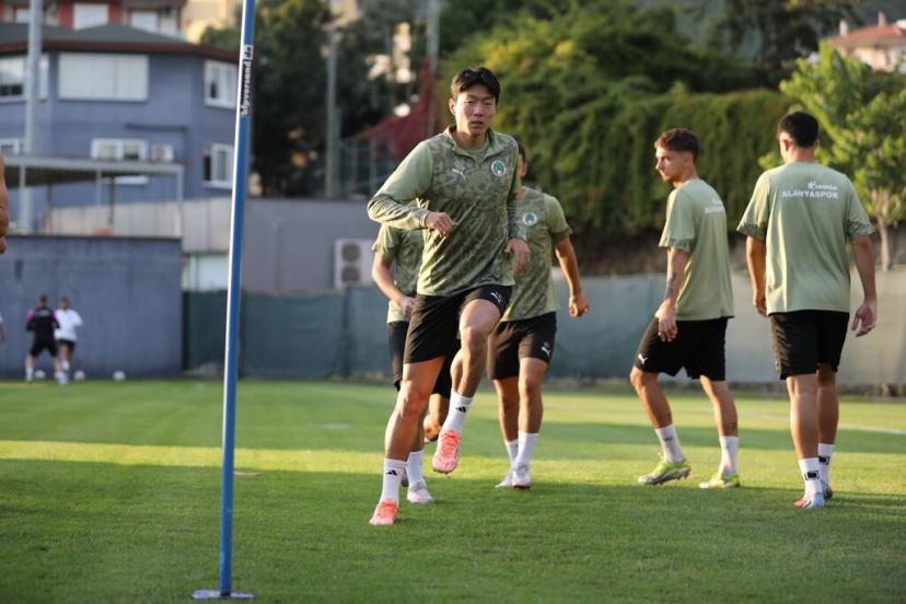 Alanyaspor, Trabzonspor maçı hazırlıklarına başladı