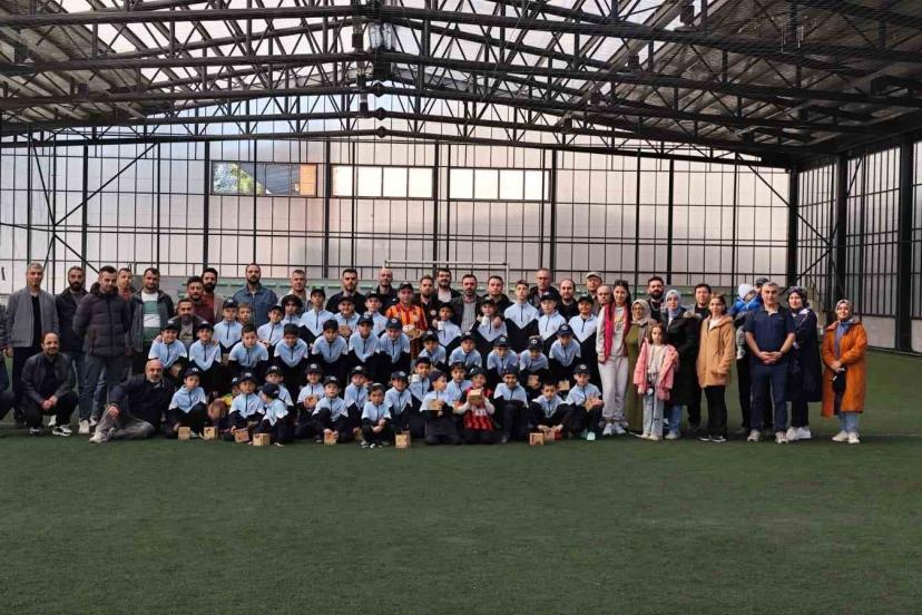 Anadolu Üniversitesi Spor Kulübü kış okulunda çalışmalar sürüyor