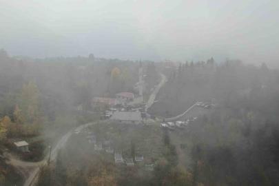 Anne ve oğuldan 3 gündür haber alınamıyor: Yoğun sis altında 16 kilometrelik alanda arama sürüyor