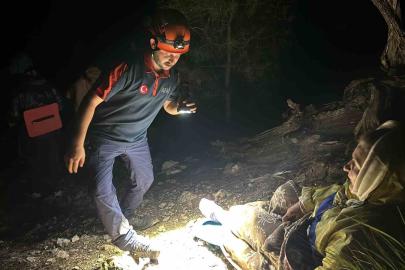 Antalya’da dağlık alanda mahsur kalan Ukraynalı kadın kurtarıldı