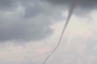 Antalya’da oluşan hortum kameraya yansıdı