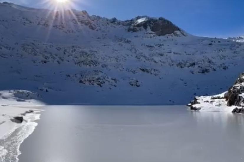 Artabel Gölleri Tabiat Parkı’nda bulunan 20’den fazla göl buz tuttu